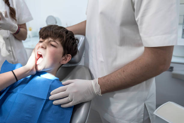 Best Emergency Dental Care for Broken or Chipped Teeth in Whiskey Creek, FL